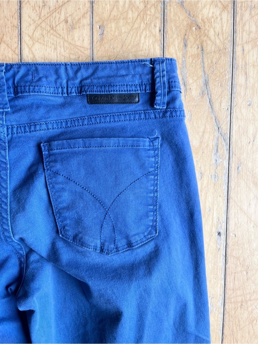 Calvin Klein Cropped Blue Slim Pants Size 6 - Picture 6 of 8